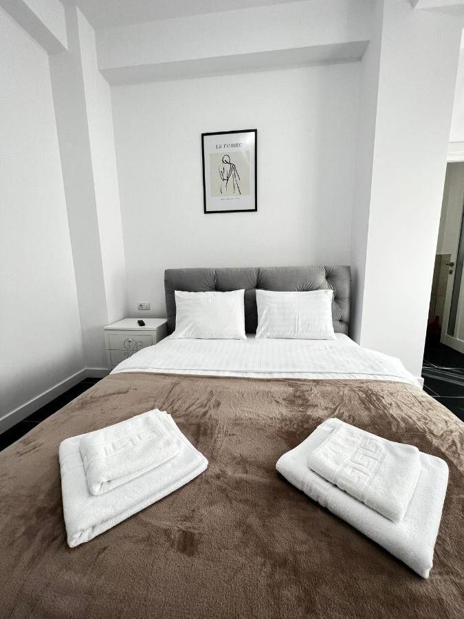 Marvellous Aparthotel With Master Apartments Suceava Exterior foto