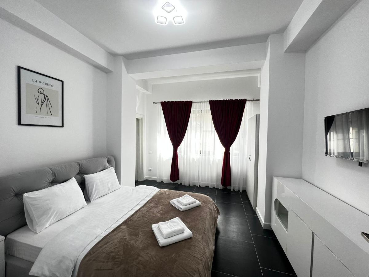 Marvellous Aparthotel With Master Apartments Suceava Exterior foto