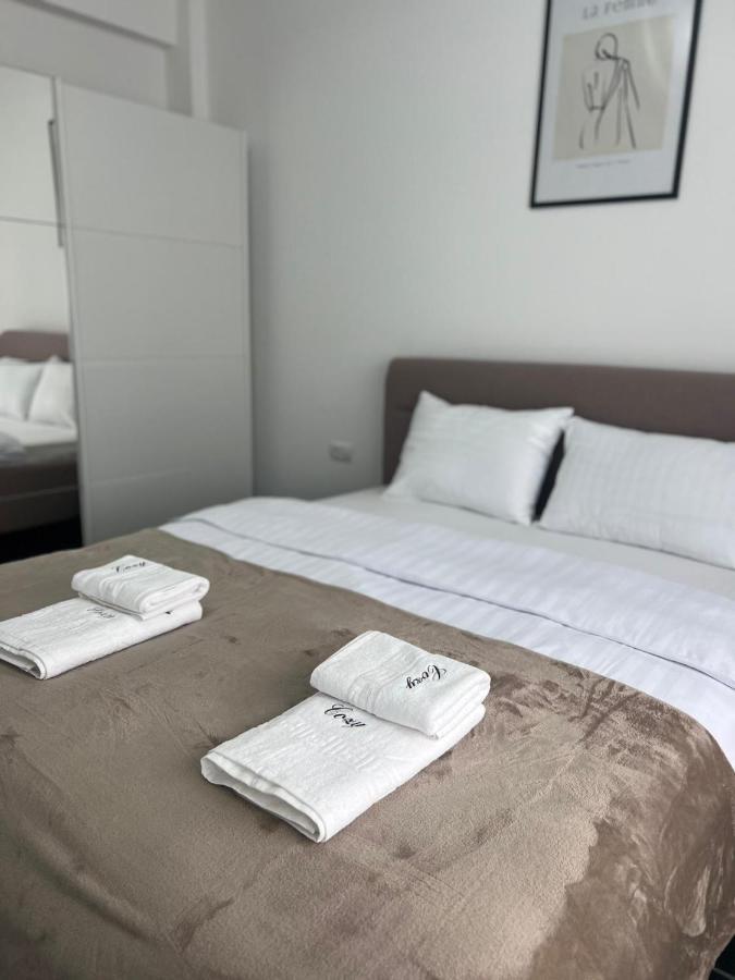 Marvellous Aparthotel With Master Apartments Suceava Exterior foto