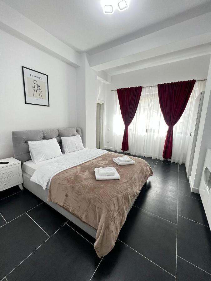 Marvellous Aparthotel With Master Apartments Suceava Exterior foto